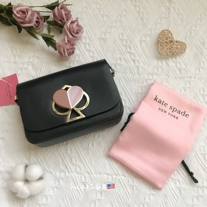 Kate spade store twist lock