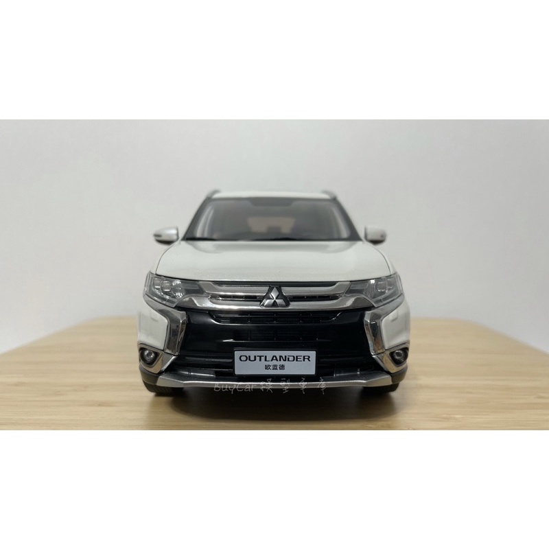 BuyCar模型車庫1:18 Mitsubishi Outlander 模型車白色2017年| 蝦皮購物