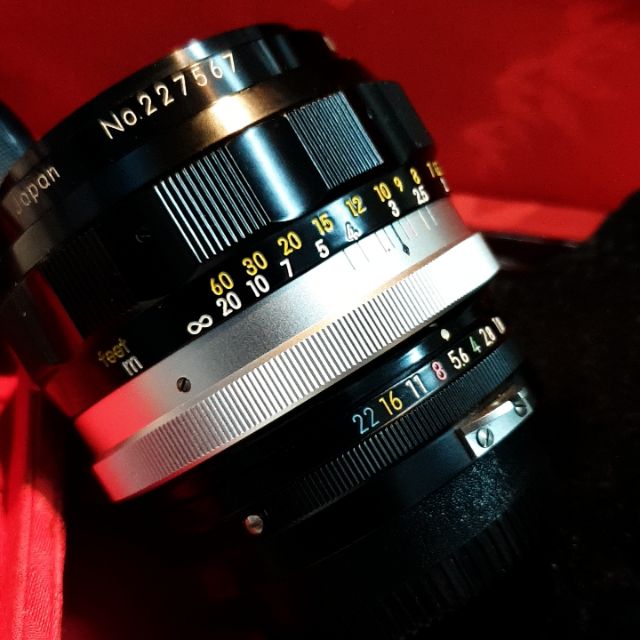 Nikon Nikkor-H. auto 85mm F1.8 經典藍玉人像鏡皇(原汁原味，附B+W保護鏡極新品）