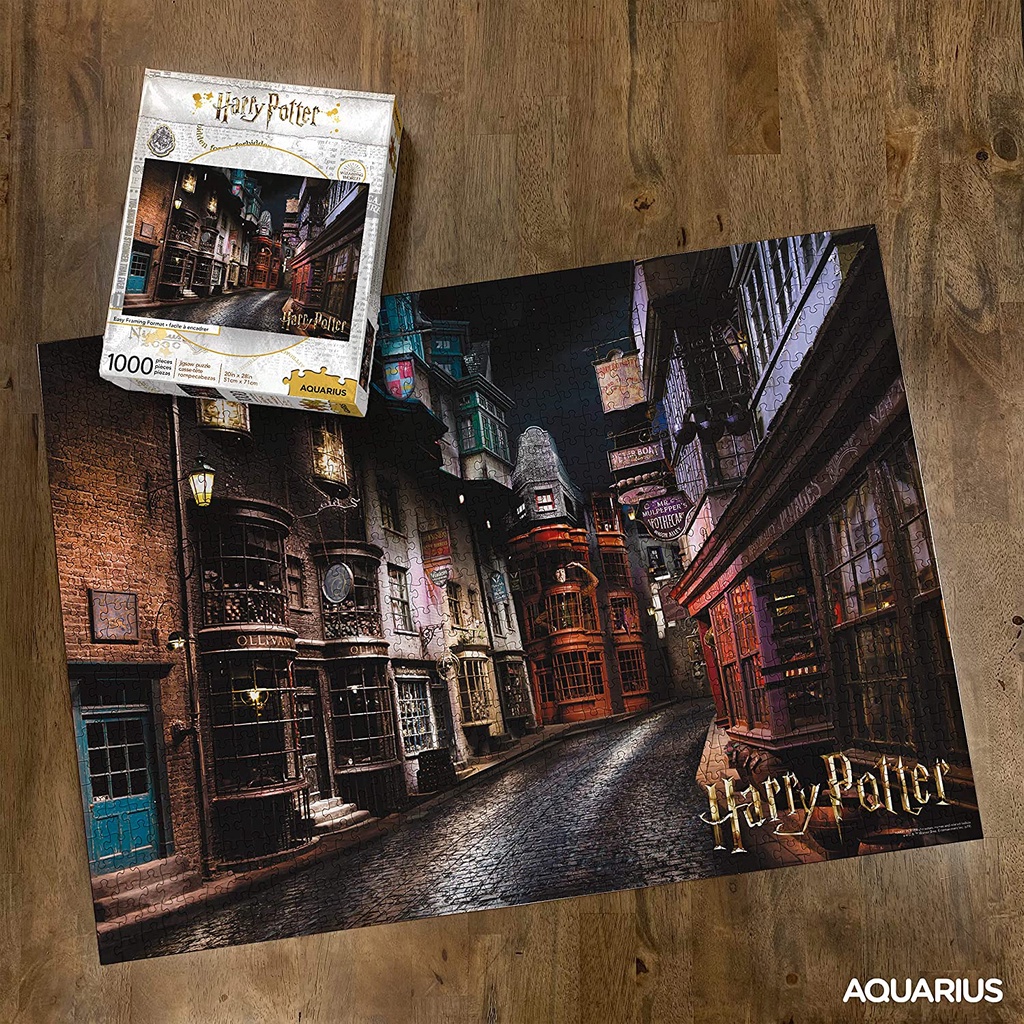 Officially Licensed Harry Potter Hogwarts Sculpted Village