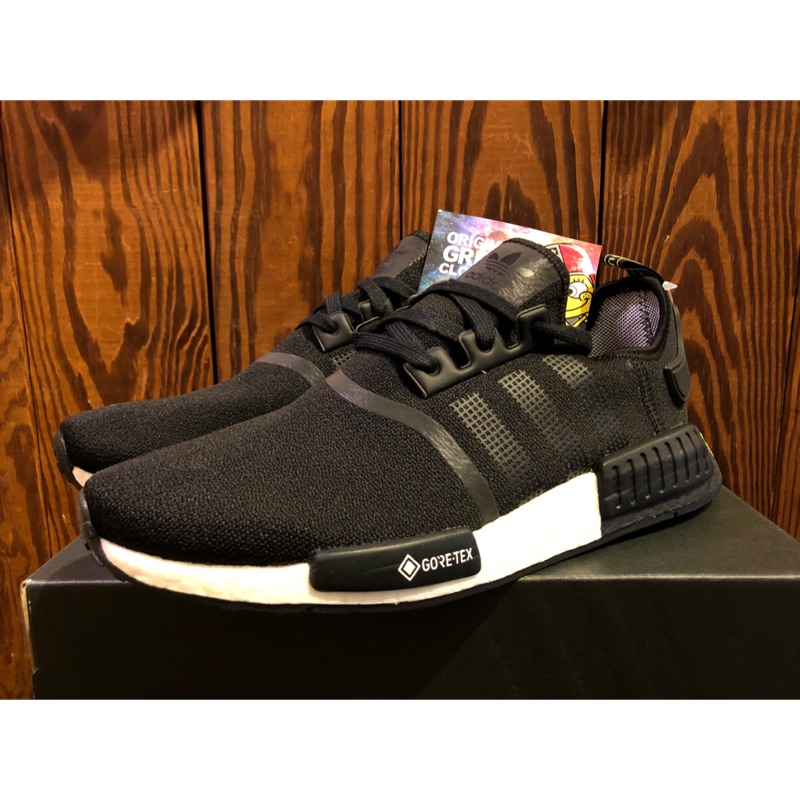 Adidas nmd kjarkas shop gore-tex jacket 04