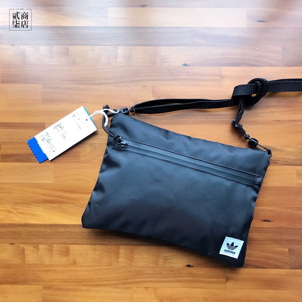 Adidas large simple discount pouch