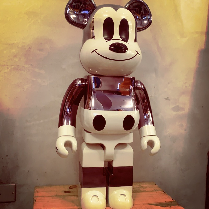 その他 MEDICOM TOY - BE@RBRICK fragmentdesign MICKEY 90 YEARS fragment design x Disney Mickey Mouse Be@rbricks | Hypebeast