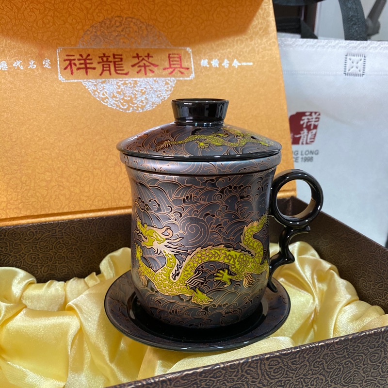 祥龍茶具 釉金皇帝龍瓷 四件陶瓷杯 茶具 附碟盤 中國風 附精裝盒 送禮自用禮盒組