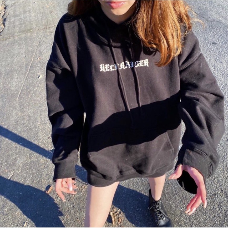 Brandy melville hellraiser store hoodie