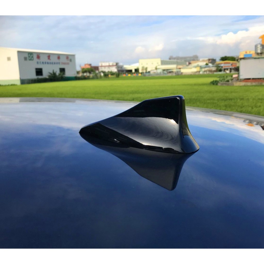 thumbnail image 2 of Edgevisors Wind Deflectors For Audi A4 B6/B7 Avant Estate (2000-2009) – 4pc Kit, Light Tint 2 of 5