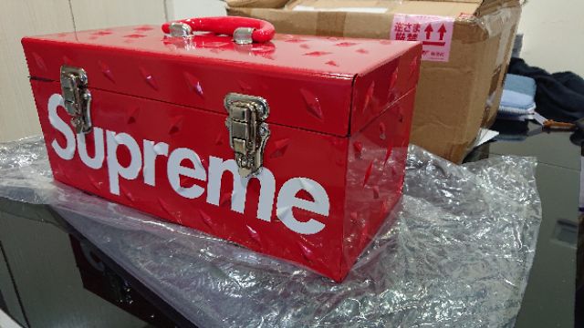 Supreme 18fw Diamond Plate Tool Box 工具箱鐵盒鐵箱鎖| 蝦皮購物