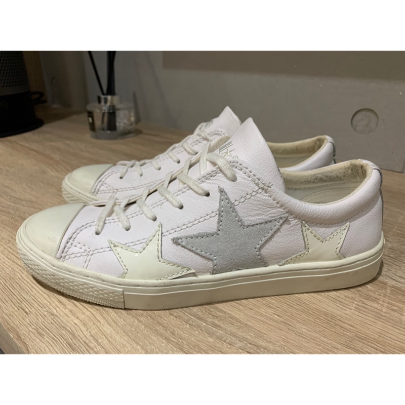 日本限定Converse ALL STAR COUPE TRIOSTAR OX灰白星星皮革休閒鞋