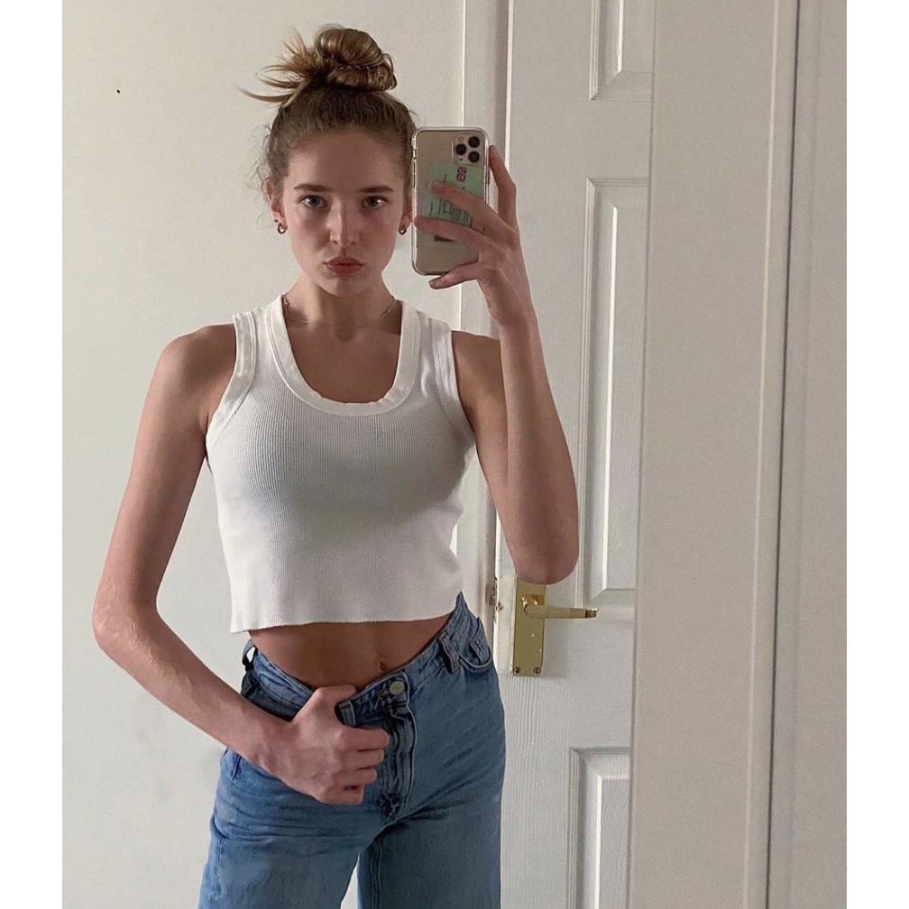 brandy melville connor tank, Women's Fashion, Tops, Other Tops on Carousell