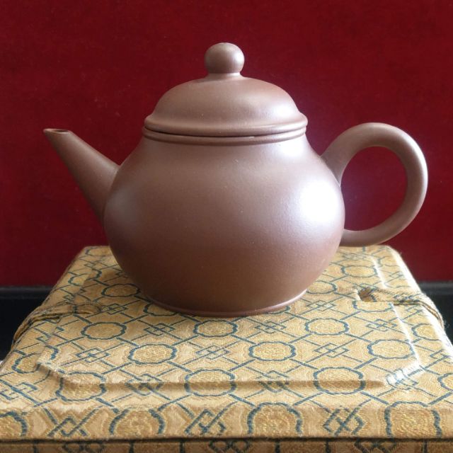 グランドセール 中国宜興 紫砂茶壺 茶道具 庚午年製 急須 陶芸