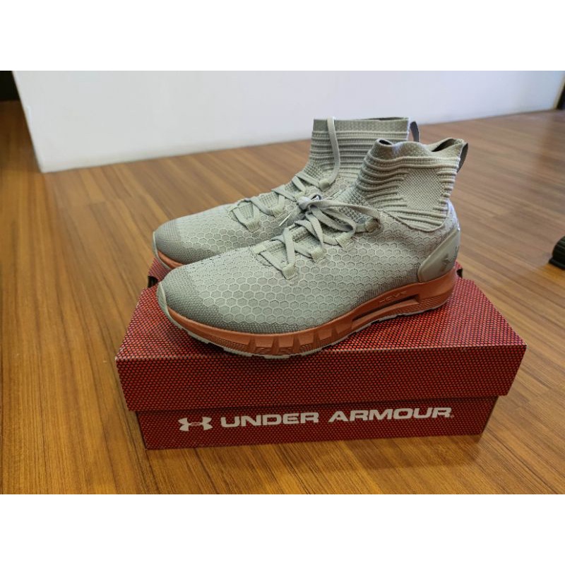 Under armour hovr hot sale cgr mid