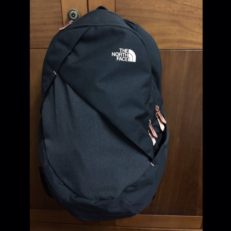 《二手》the north face isabella 絕版超美玫瑰金 21L 多功能筆電\電腦\多夾層休閒後背包