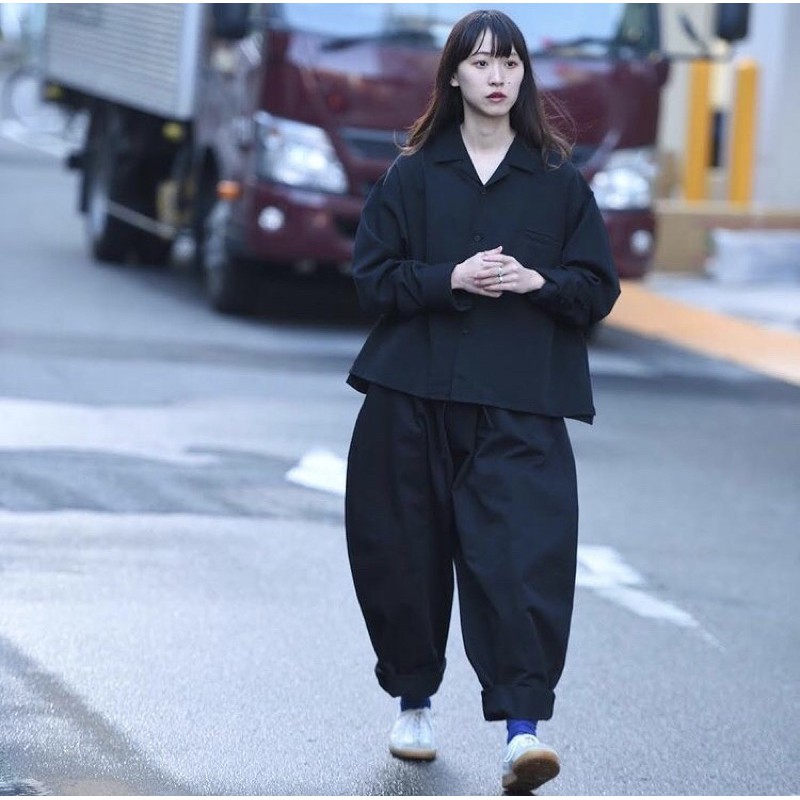 日牌BISHOOL 黑色小翻領襯衫日本品牌| 蝦皮購物