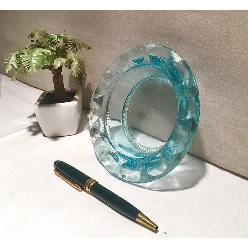 早期水藍色水晶玻璃煙灰缸菸灰缸玻璃老玻璃氣泡玻璃缸| 蝦皮購物