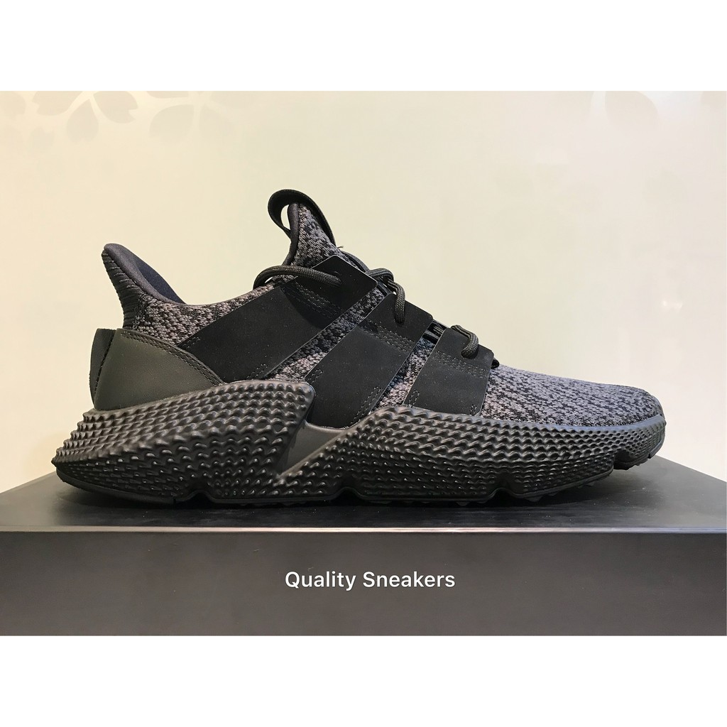 Triple hot sale black prophere