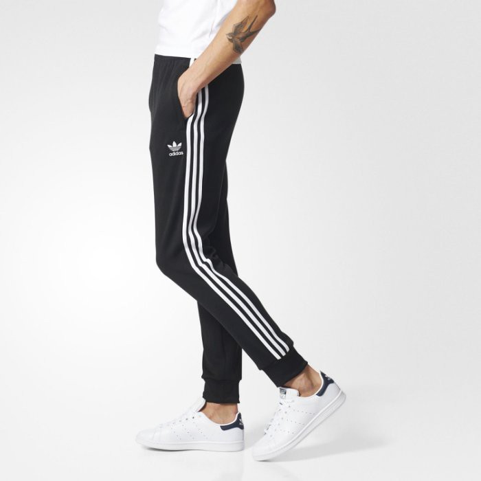 ADIDAS SUPERSTAR CUFFED TRACK PANTS AJ6960