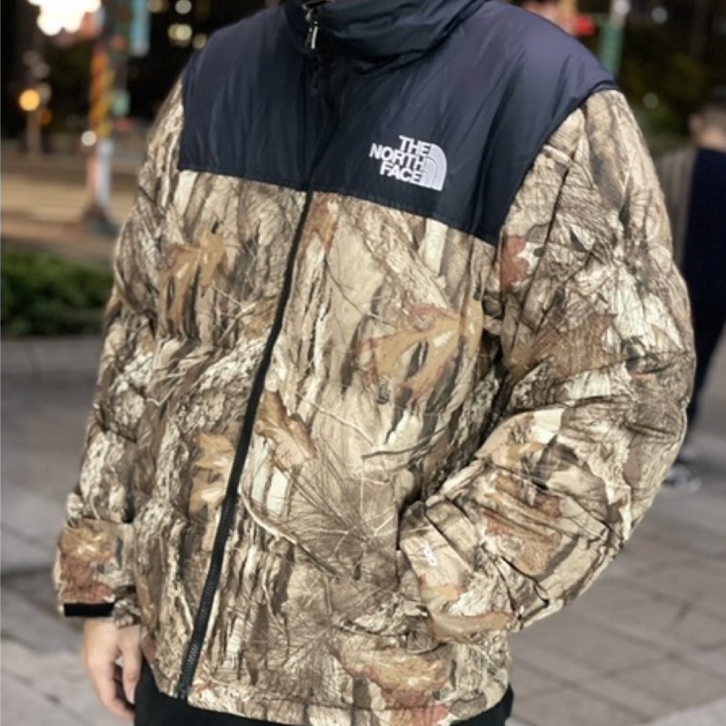 The North Face 羽絨外套 落葉 似 Supreme 北臉 1996 RETRO NUPTSE JACKET