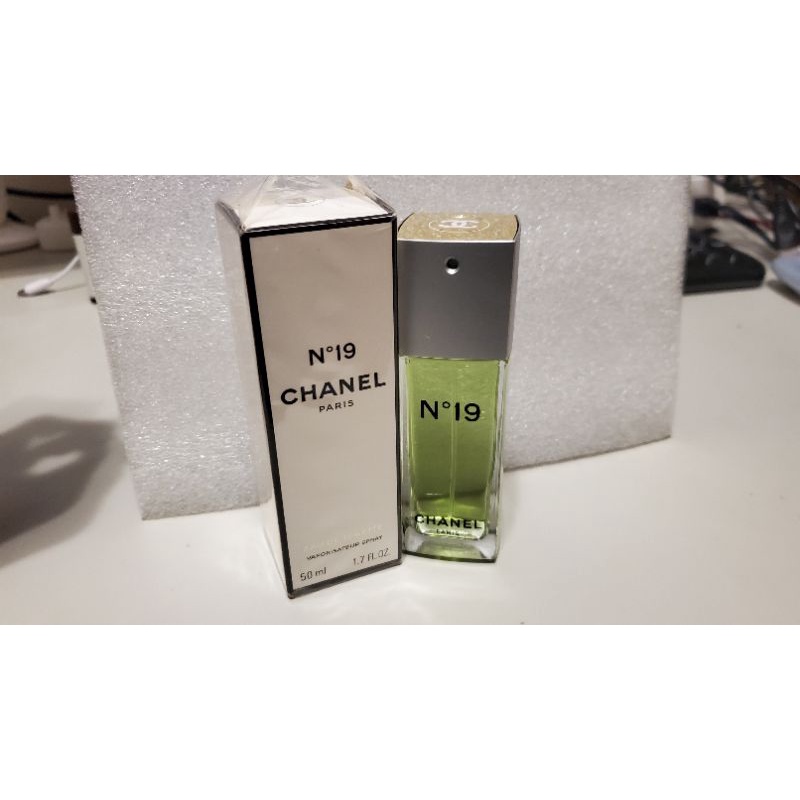 香奈兒CHANEL N19 19號淡香水EAU DE TOILETTE 50ml | 蝦皮購物