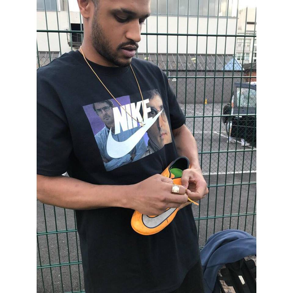 Louis theroux nike t shirt deals