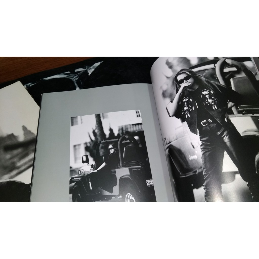 TOSHI寫真集Beyond The Moment 瞬間に抱かれて/ Toshl X JAPAN X