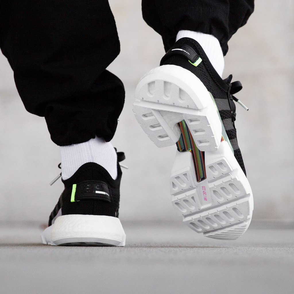adidas POD S3.1 BLACK IRIDESCENT DA8693