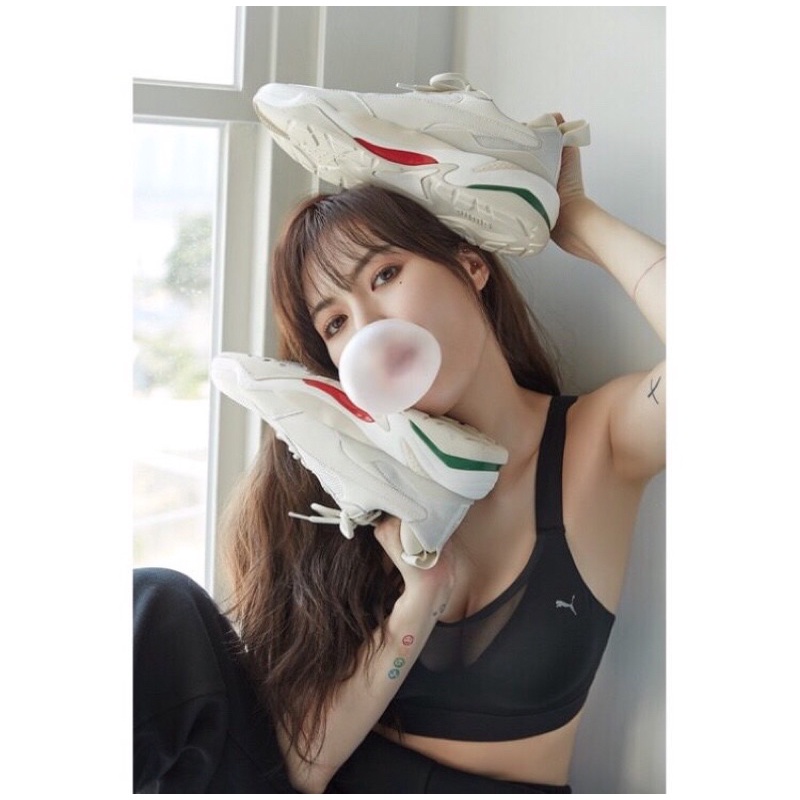 Puma thunder desert on sale hyuna