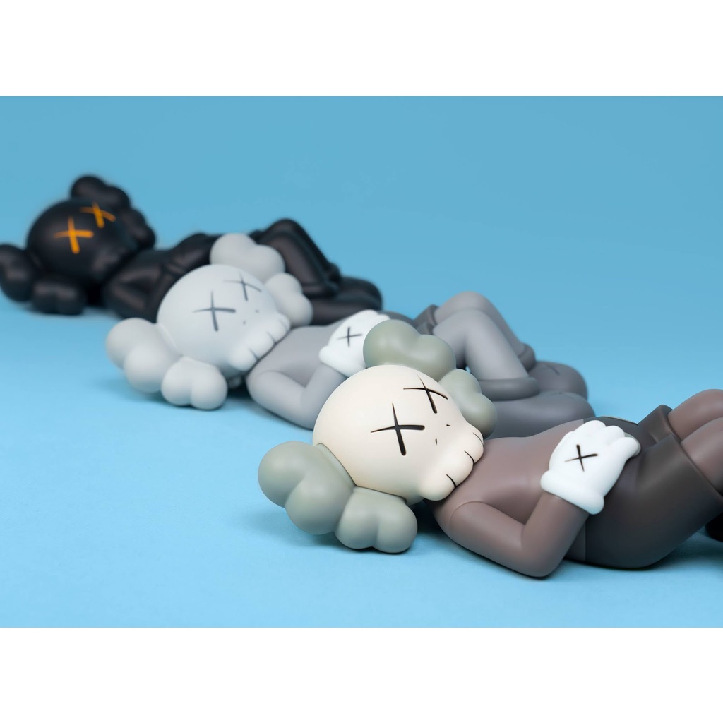 紐約范特西】預購/ 現貨KAWS HOLIDAY JAPAN Vinyl Figure 富士山日本