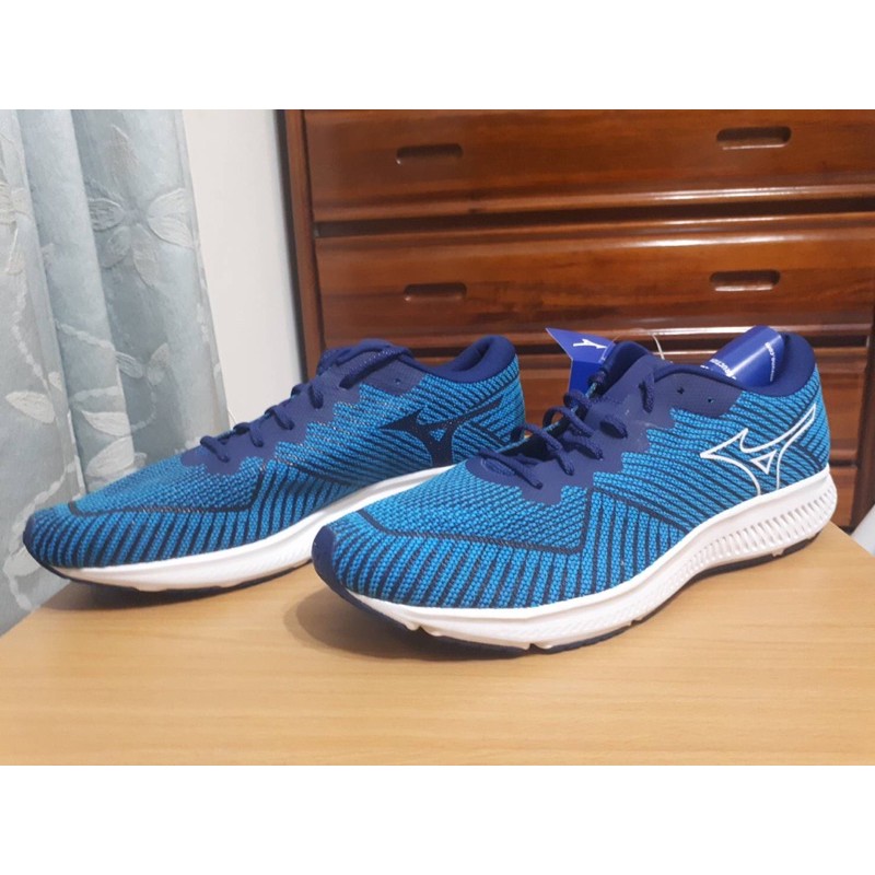 Mizuno best sale ezrun lx3