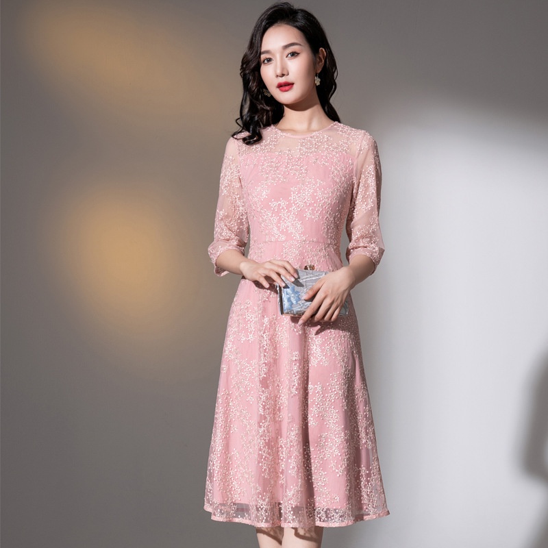 尤莉 媽媽禮服【TUZ2AA8805】媽媽裝/婚宴小禮服/晚宴服/旗袍/洋裝/夏姿風格禮服/晚宴包/披肩/出租/量身訂製 | 蝦皮購物