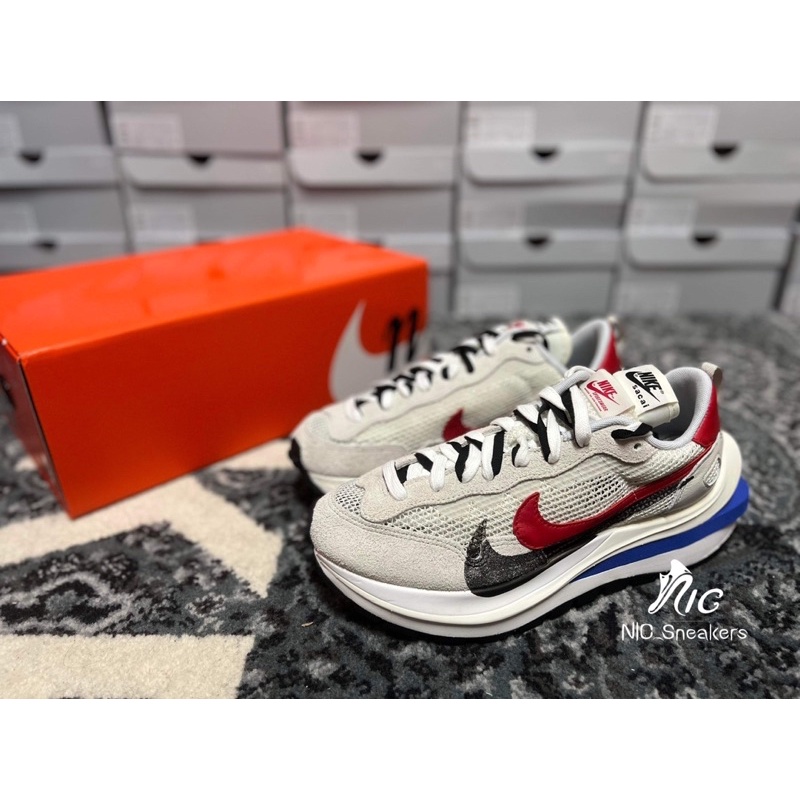 ✤ NIC_Sneakers ✤ Sacai x Nike VaporWaffle Royal Fuchsia紅藍白