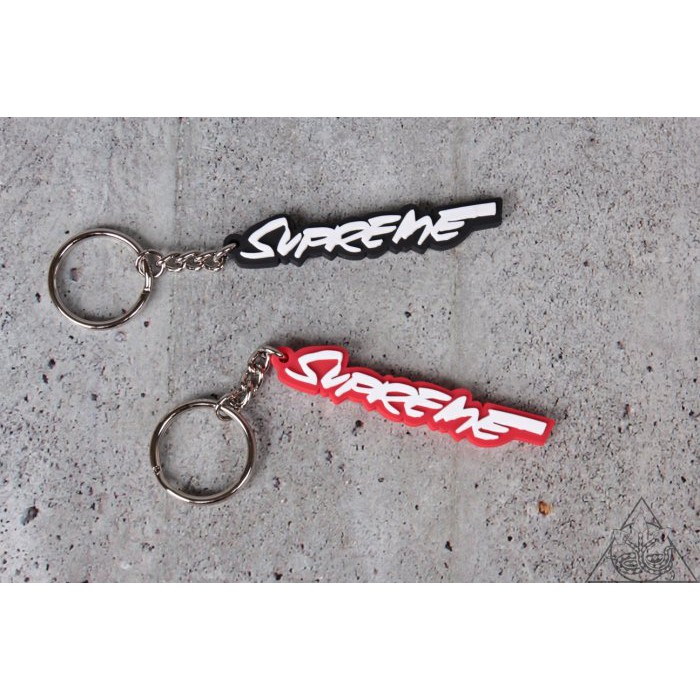 Supreme futura keychain