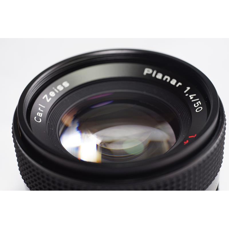 帝王的逸品 Carl Zeiss Planar 50mm F1.4 T* (CY接環)