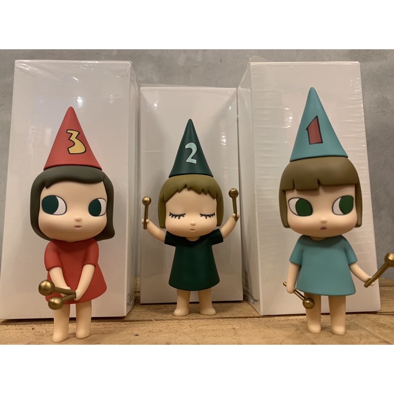123 Drumming Girls by Yoshitomo Nara 奈良美智打鼓女孩