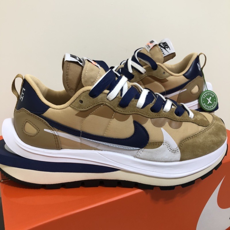 sacai x Nike Vaporwaffle Sesame 全新真品/奶茶色/us9/耐克/StockX