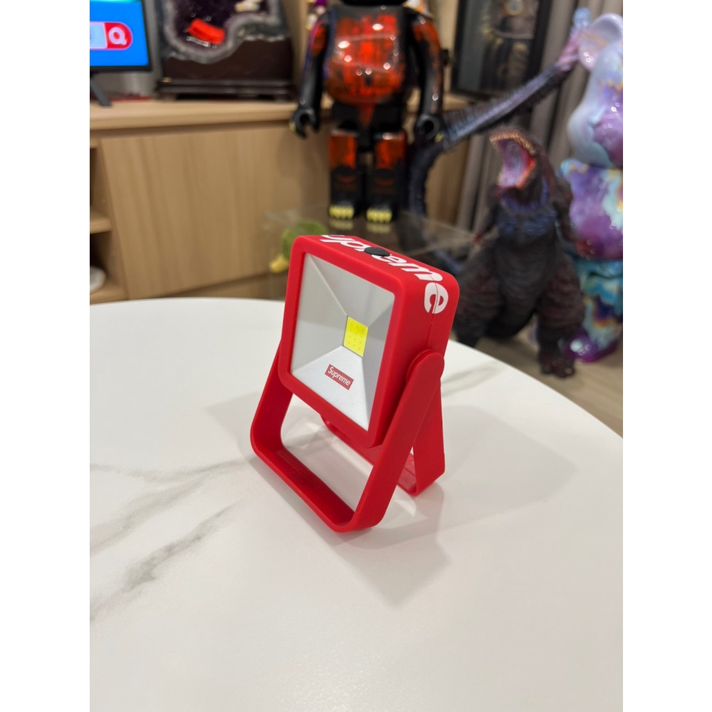 Supreme magnetic shop kickstand light