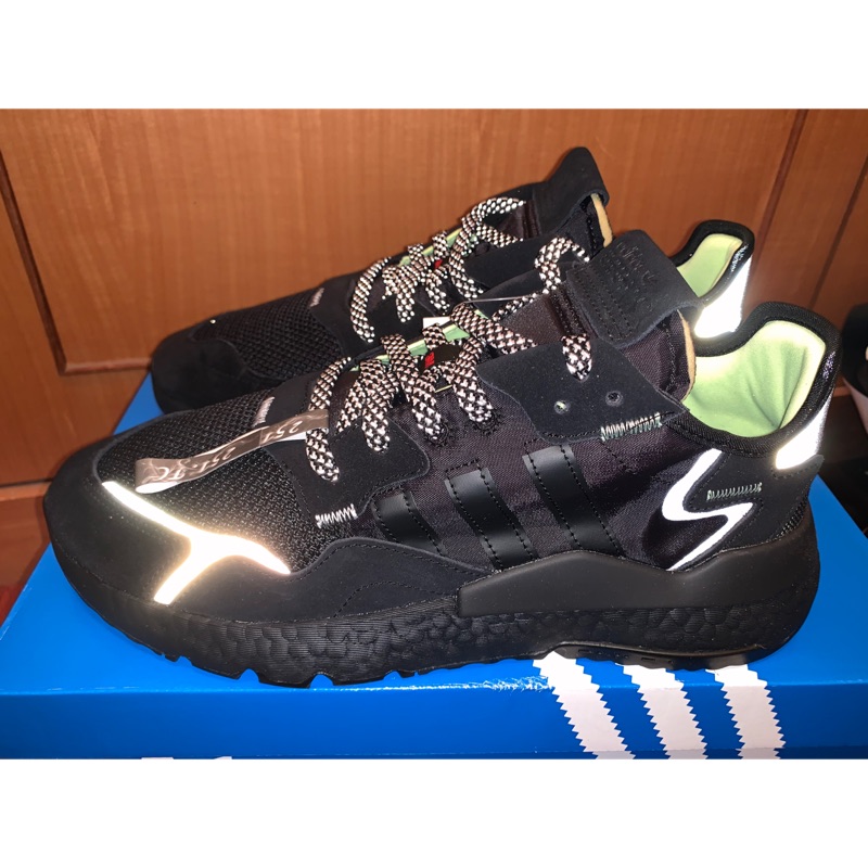 Adidas nite jogger all black sale