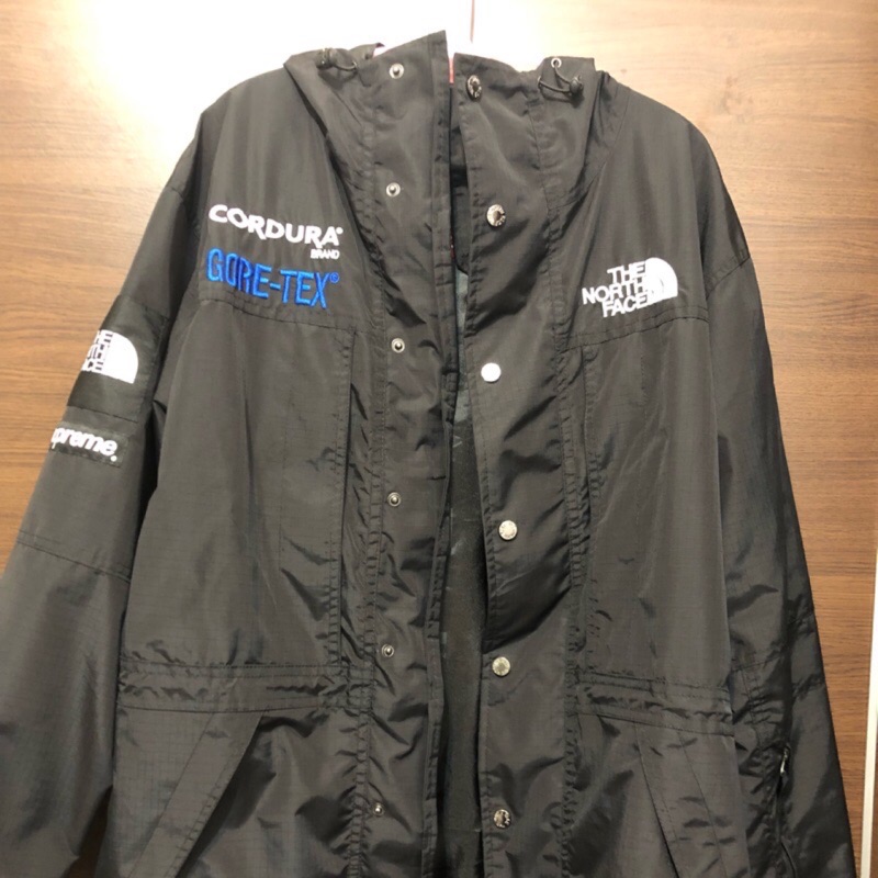 Supreme x The North Face Expedition Jacket 衝鋒衣