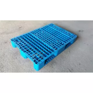 120x80  川字型塑膠棧板