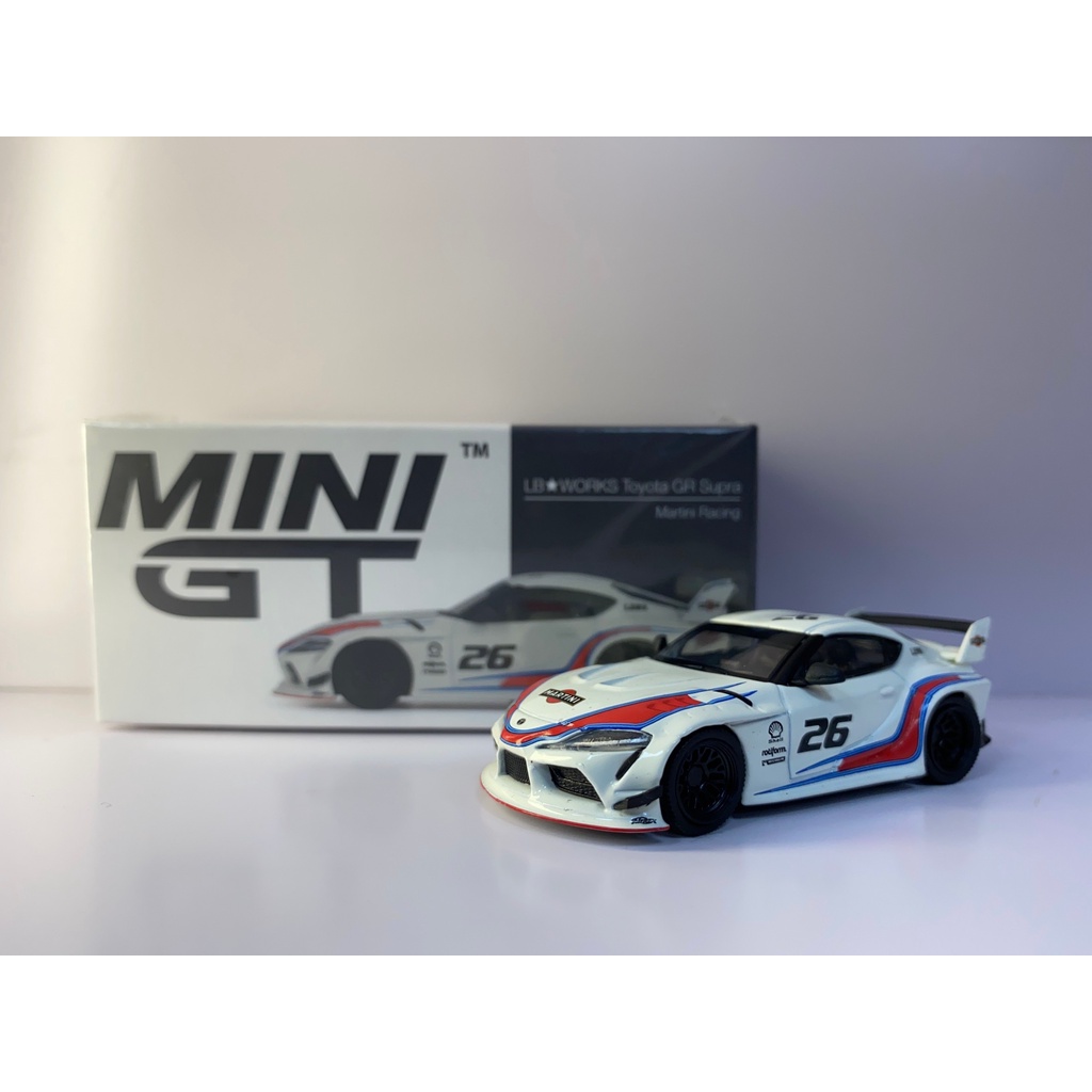 Modellino Mini GT Scala 1:64, Toyota GR Supra HKS, Edizione Limitata Notturno. Colore Argento, Metallo Pressofuso. MGT00226.