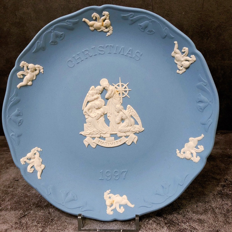 英國製Wedgwood 浮雕玉石1997年聖誕紀念瓷盤-耶穌誕生 18cm