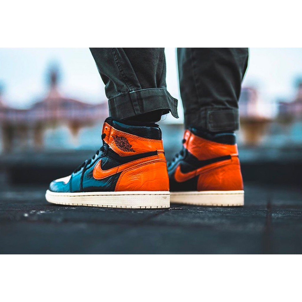 柯拔Air Jordan 1 Shattered Backboard 3.0 555088-028 男女鞋AJ1