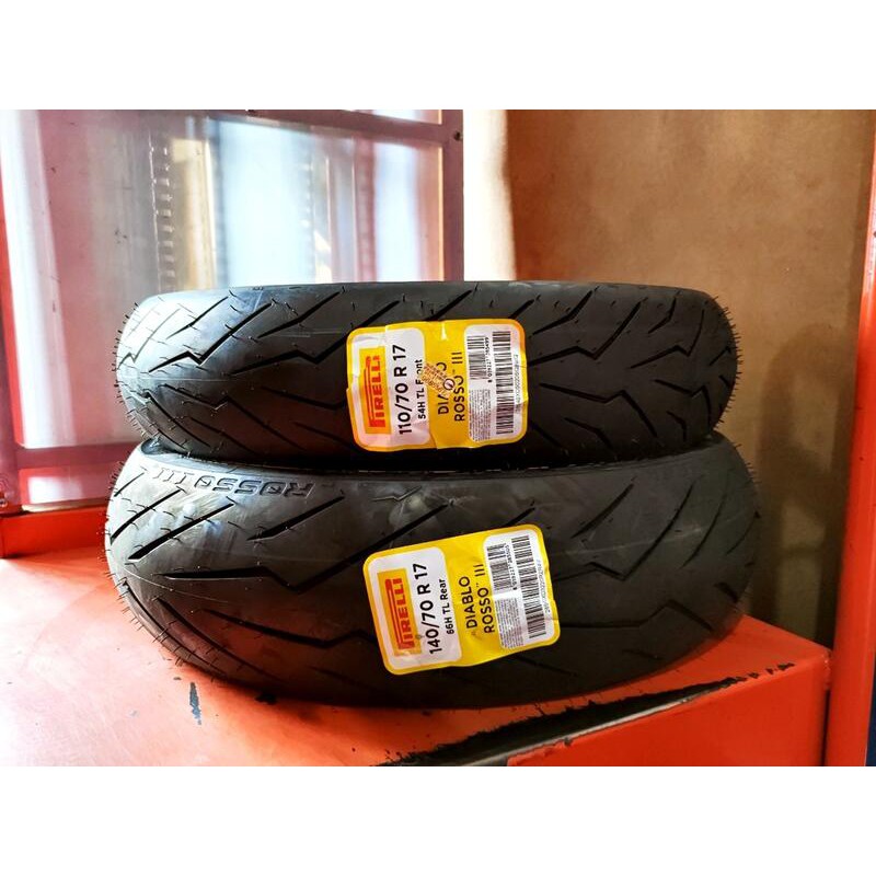 ROSSO3 110/70R17 54H & 140/70R17 66H DIABLO ROSSO™ III - バイク