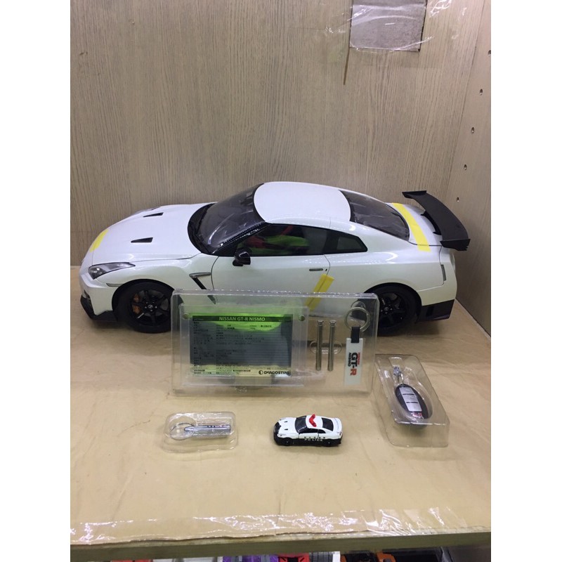 1/8、日本代標買回Nissan Nismon GT-R R35/週刊/完成品，非1/18 | 蝦皮購物