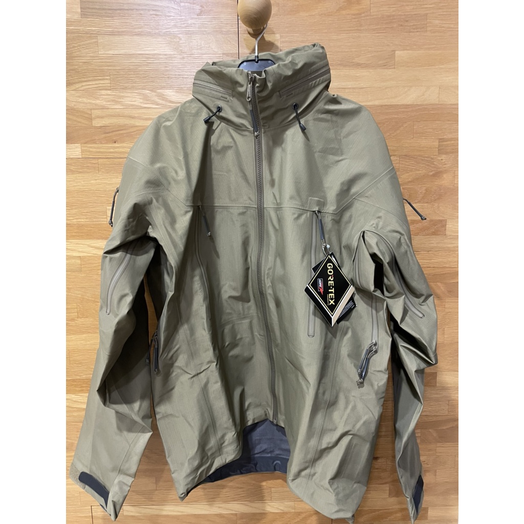 現貨Ｍ 鱷魚棕」特價始祖鳥軍鳥Arc'teryx LEAF Alpha GEN 2 GTX