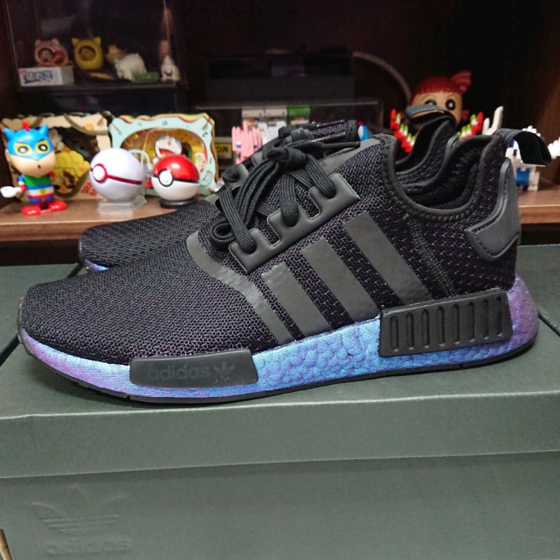 adidas NMD R1 Black Metallic FV3645