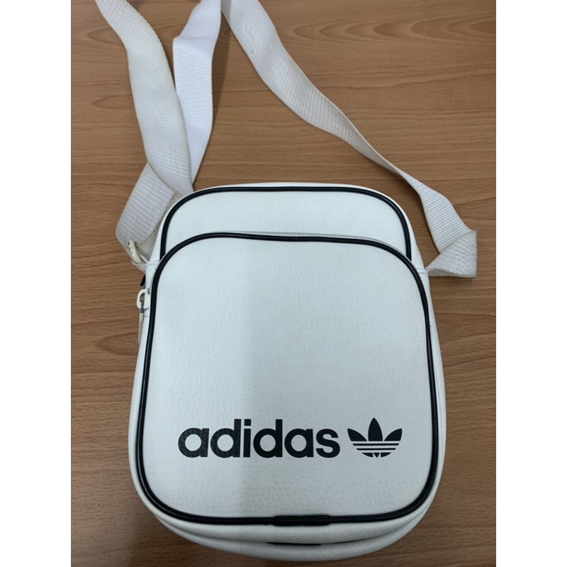 Adidas mini 2025 vintage bag