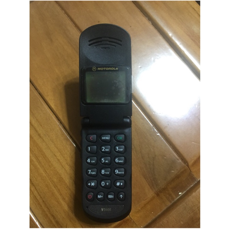 Motorola V3688 | 蝦皮購物