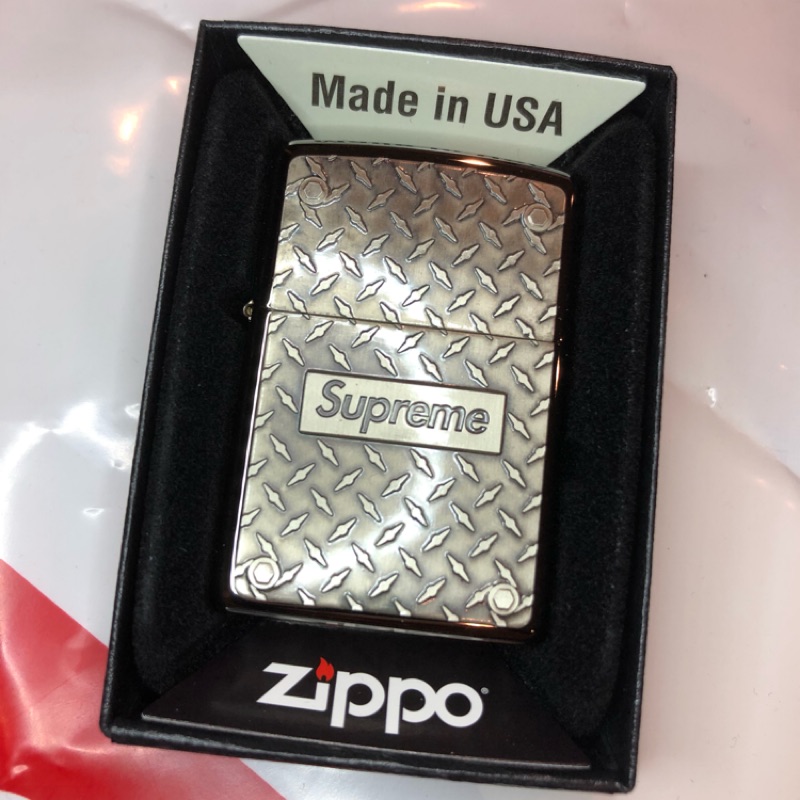 美國獨賣台灣未發Supreme Diamond Plate Zippo® 打火機鑽石銀| 蝦皮購物