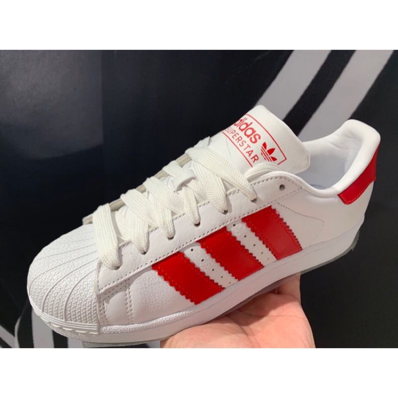 Adidas best sale superstar bd7370