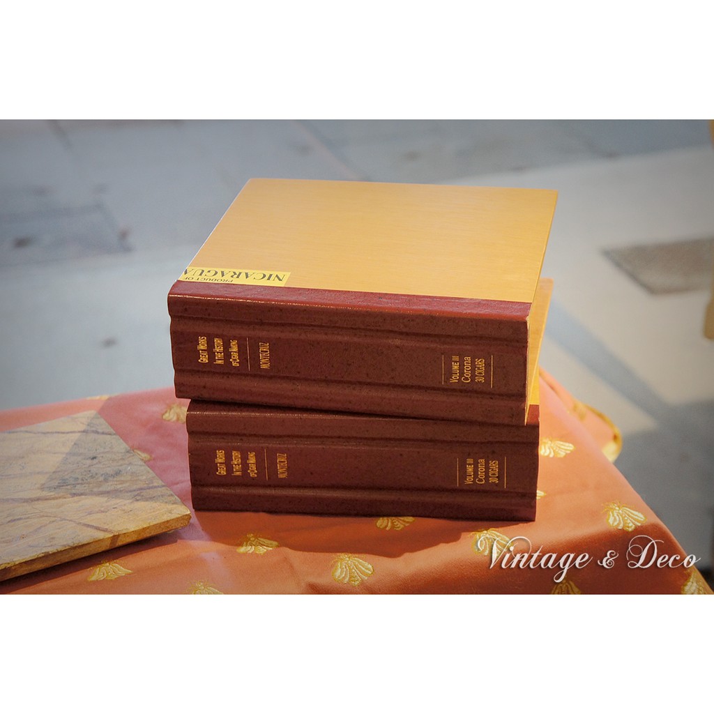 美國帶回古董書本造型雪茄盒 復古雪茄盒 老木盒 [BOX-0411] 舊木盒 舊雪茄盒 復古擺飾 美國老件 復古風 二手 | 蝦皮購物